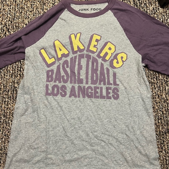 Los Angeles Lakers 3 Quarter Sleeve Shirt - Picture 2 of 2